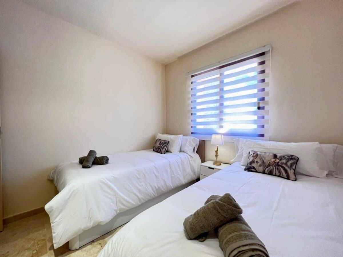 Modern 2 Bedroom Beachside Apartment Nr72 Los Alcázares Eksteriør billede