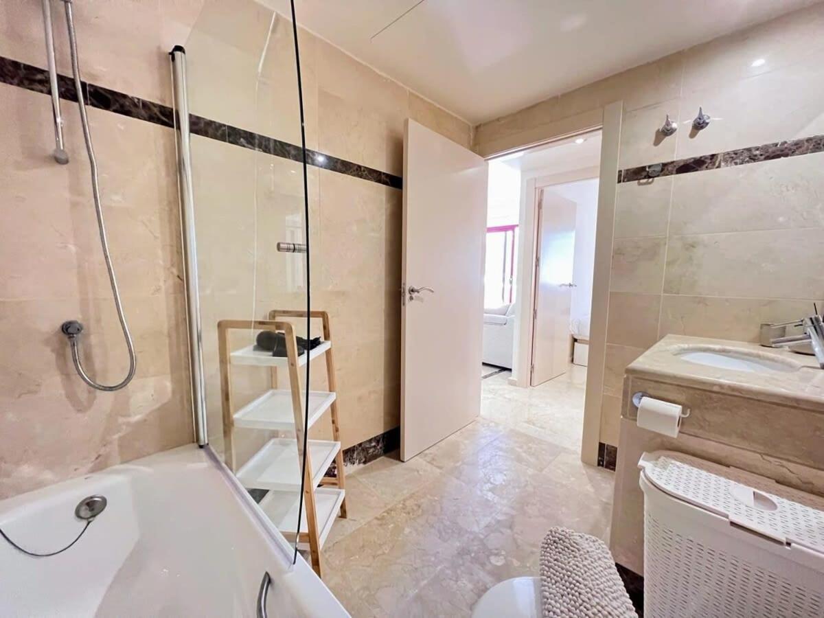 Modern 2 Bedroom Beachside Apartment Nr72 Los Alcázares Eksteriør billede