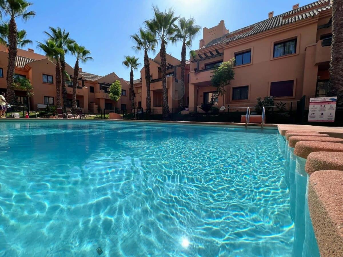 Modern 2 Bedroom Beachside Apartment Nr72 Los Alcázares Eksteriør billede